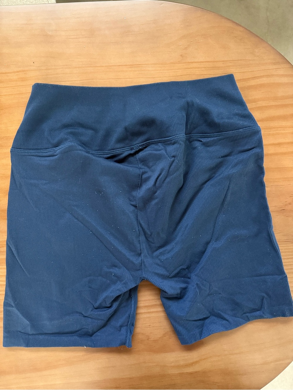 ALO Yoga Navy Bike Shorts - Picture 5 of 5